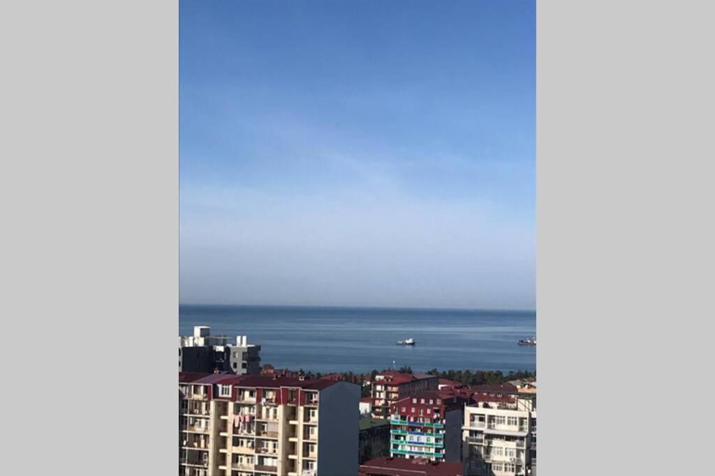 Თათულის Ბუდე -Tatuli Nest Apartment Батуми Екстериор снимка